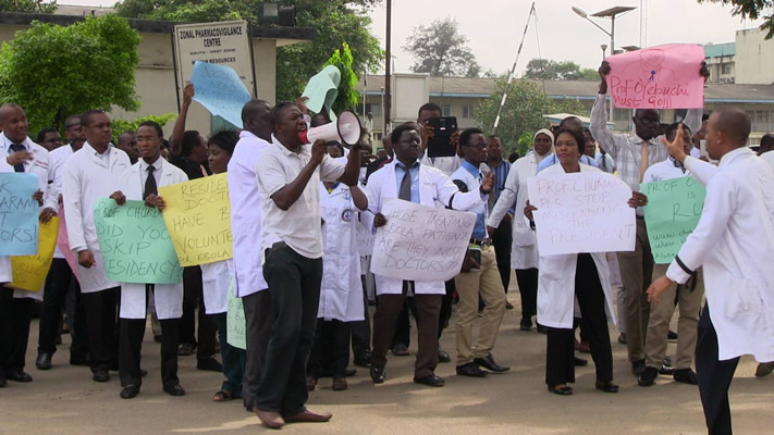 FG, health workers meet to end incessant strikes